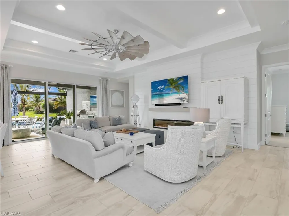 12056 Oleander Avenue Naples, FL 34120