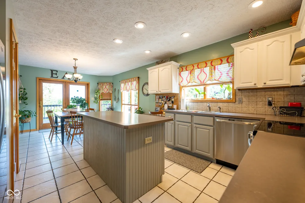 1925 Windemere Drive Greencastle, IN 46135