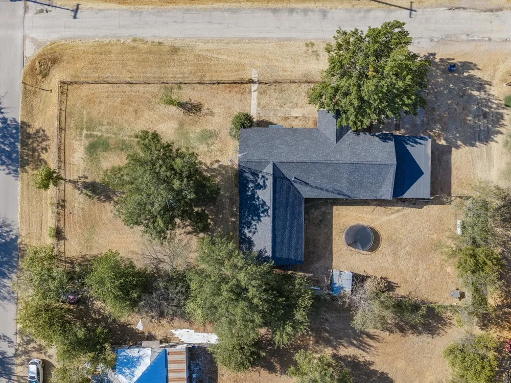 208 E Church Street Woodson, TX 76491
