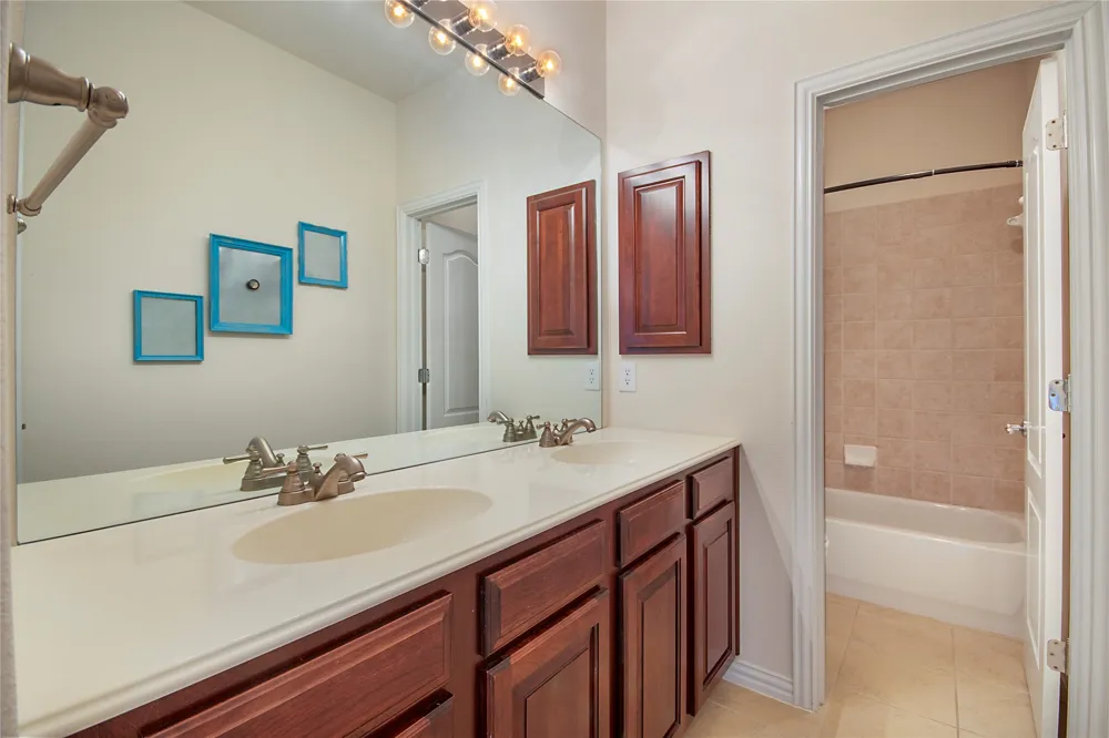 5966 Tascate Drive Frisco, TX 75036