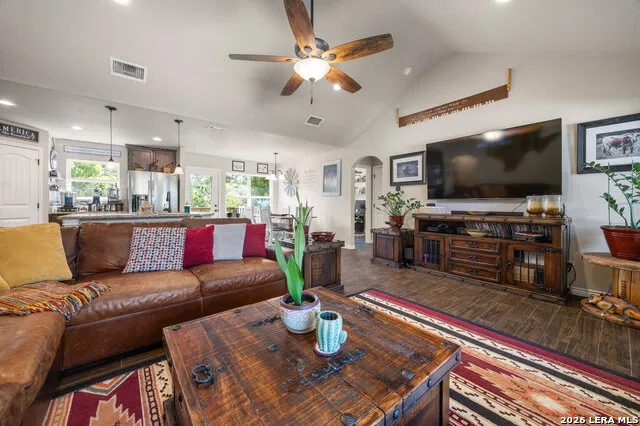 2012 RONDA CT Canyon Lake, TX 78133