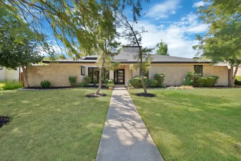 413 Campbell Court