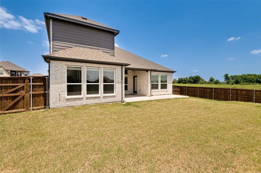 1907 Huron Forney, TX 75126