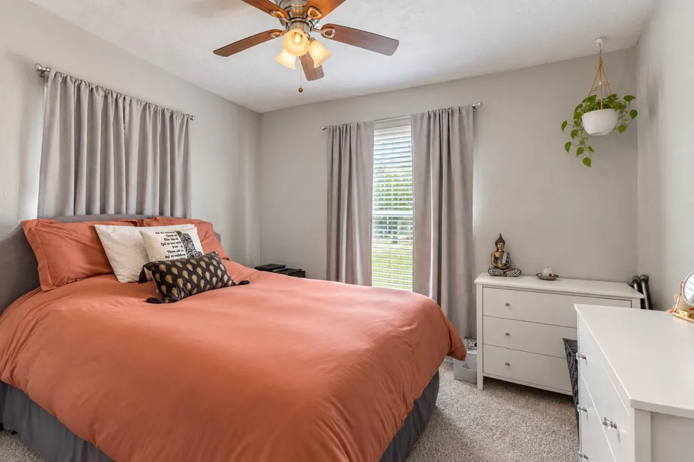 903 Willow Street Pasadena, TX 77506