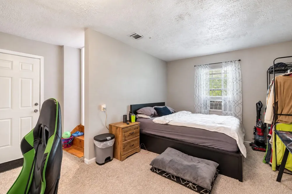 903 Willow Street Pasadena, TX 77506