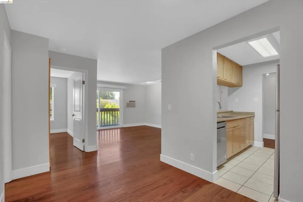 1085 Murrieta Blvd #125 Livermore, CA 94550