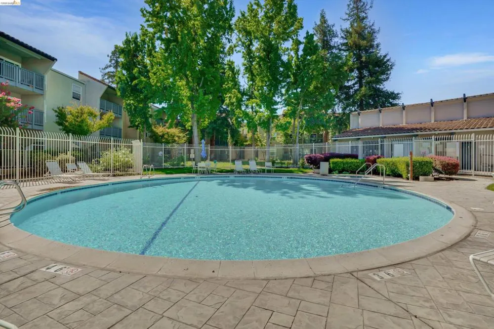 1085 Murrieta Blvd #125 Livermore, CA 94550