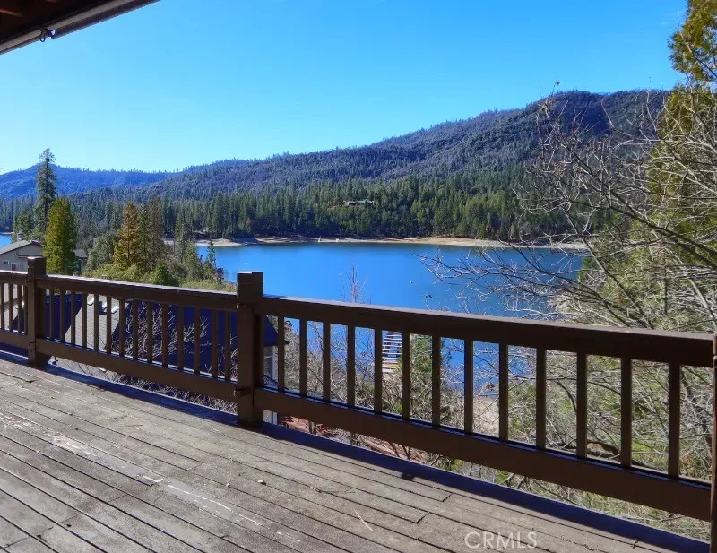 38830 Road 274 Bass Lake, CA 93604