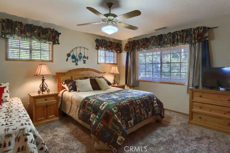 38830 Road 274 Bass Lake, CA 93604
