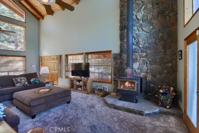38830 Road 274 Bass Lake, CA 93604