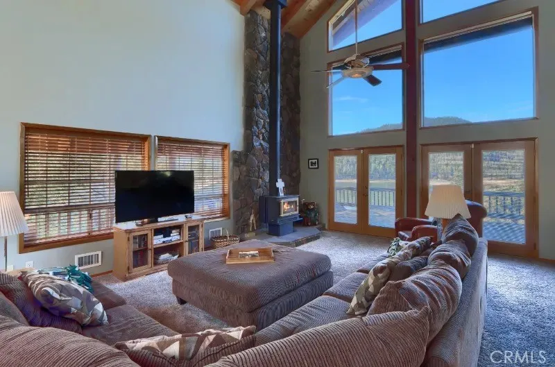 38830 Road 274 Bass Lake, CA 93604