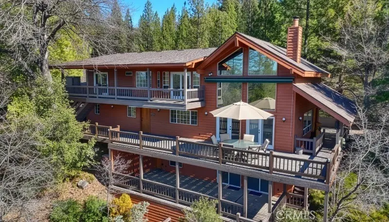 38830 Road 274 Bass Lake, CA 93604