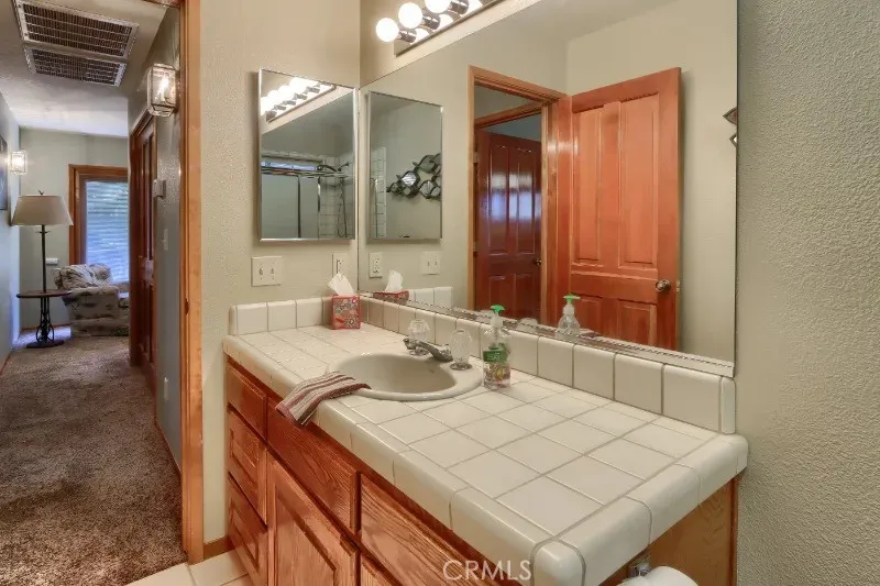 38830 Road 274 Bass Lake, CA 93604