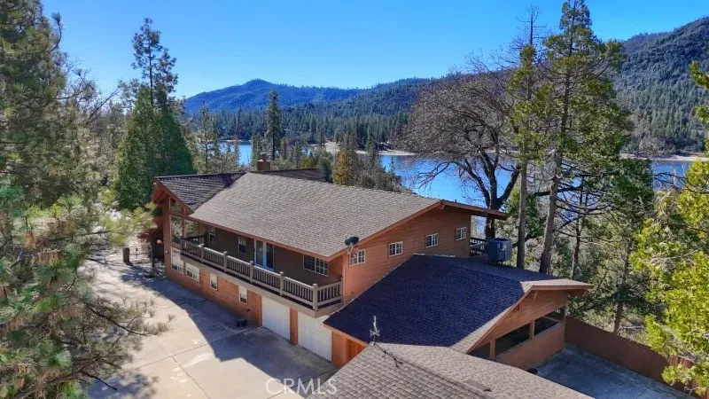 38830 Road 274 Bass Lake, CA 93604