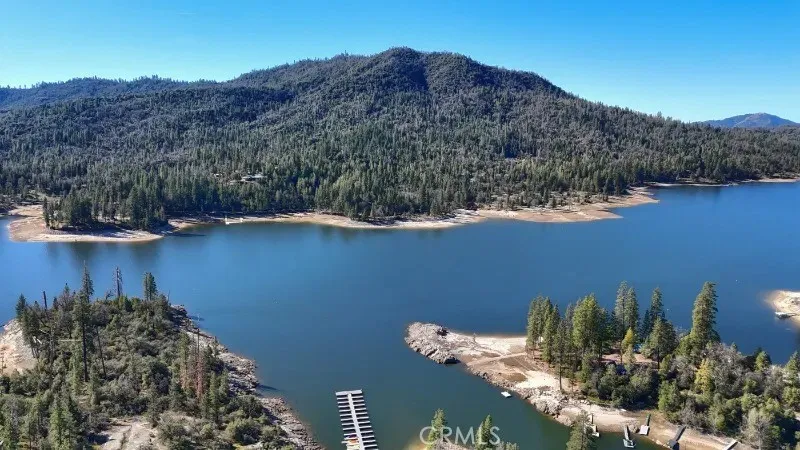 38830 Road 274 Bass Lake, CA 93604