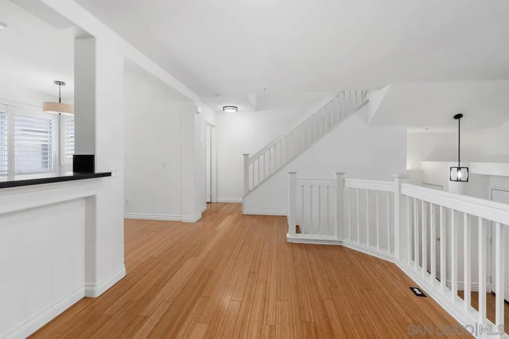 10242 Wateridge Cir #197 San Diego, CA 92121