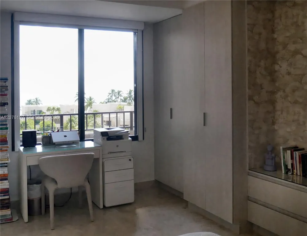 201 Crandon Blvd #605 Key Biscayne, FL 33149