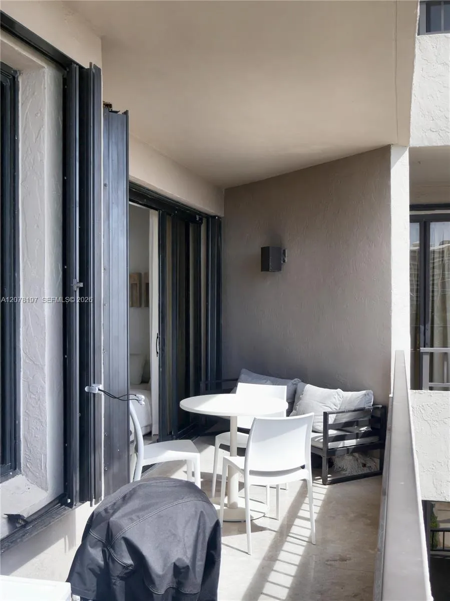 201 Crandon Blvd #605 Key Biscayne, FL 33149