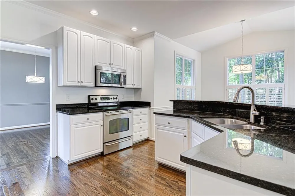 5 Crab Tree Court Greensboro, NC 27455