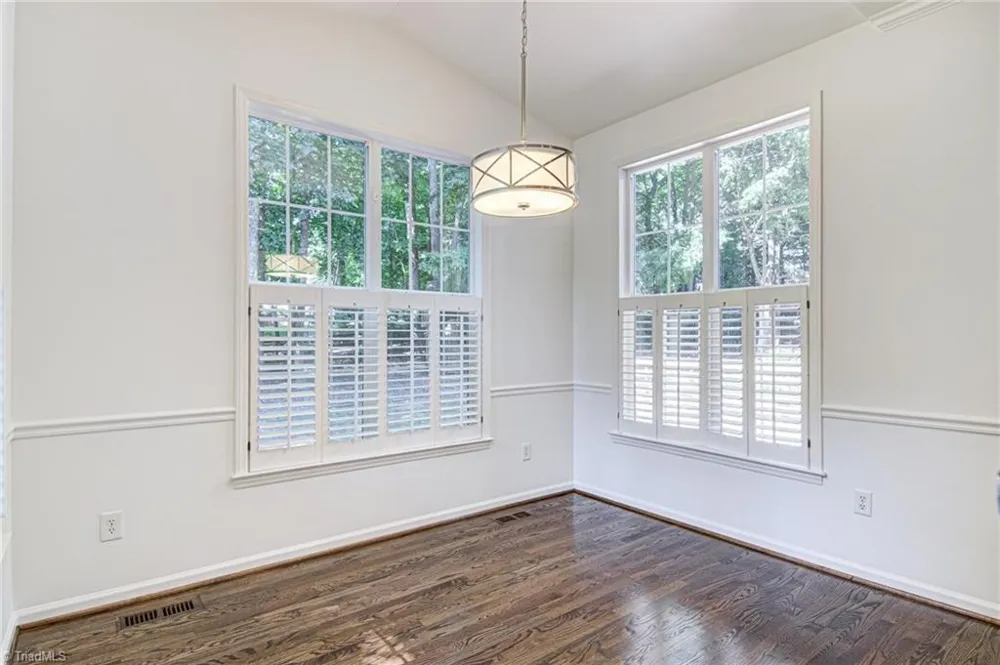 5 Crab Tree Court Greensboro, NC 27455