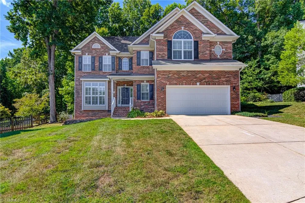 5 Crab Tree Court Greensboro, NC 27455