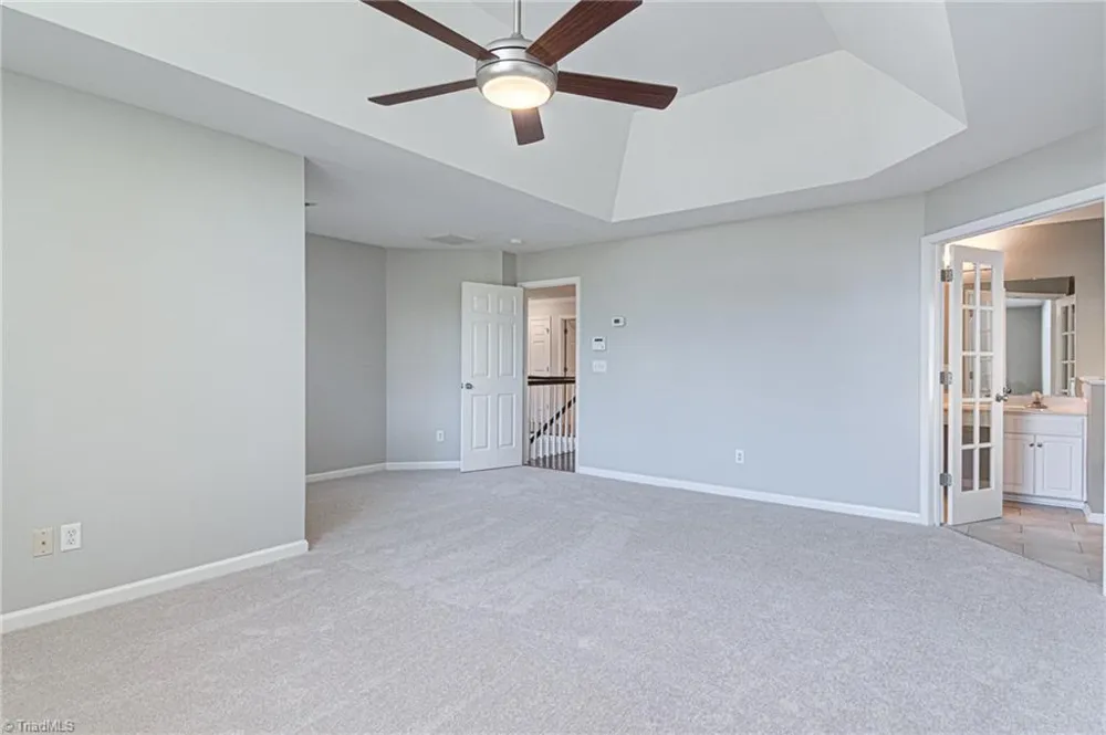 5 Crab Tree Court Greensboro, NC 27455