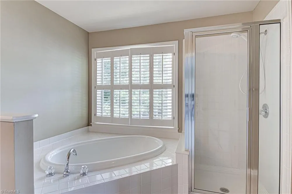 5 Crab Tree Court Greensboro, NC 27455