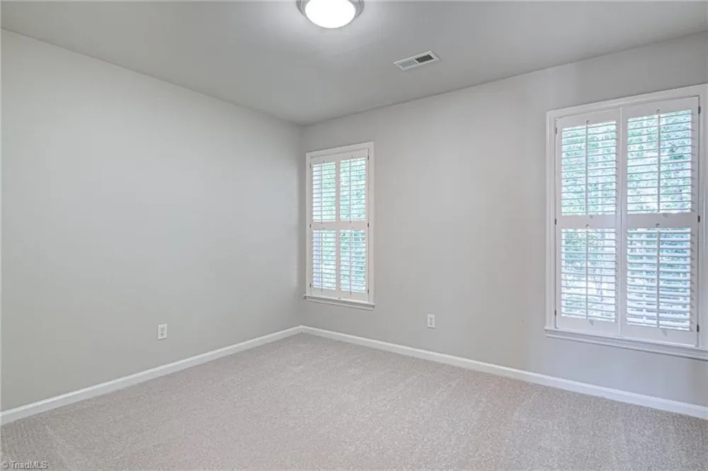 5 Crab Tree Court Greensboro, NC 27455