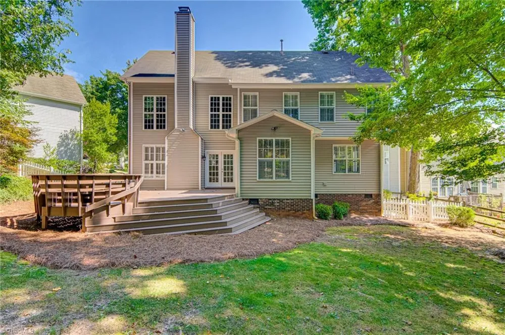 5 Crab Tree Court Greensboro, NC 27455