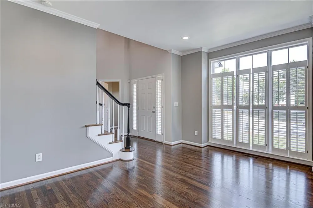 5 Crab Tree Court Greensboro, NC 27455