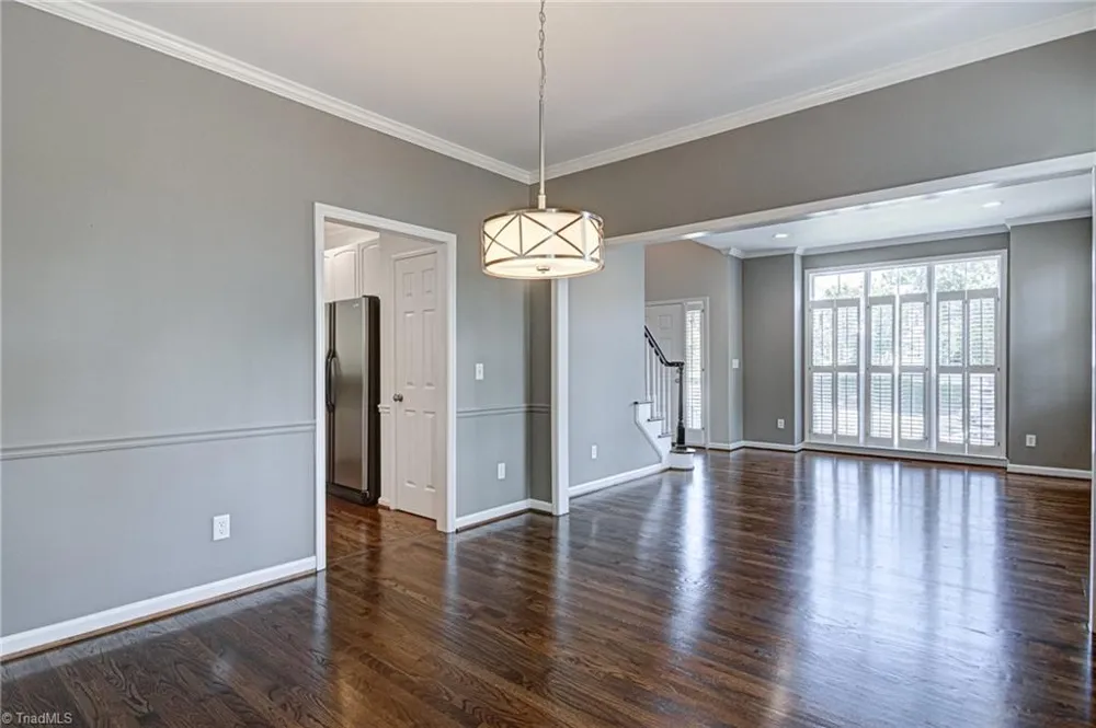 5 Crab Tree Court Greensboro, NC 27455