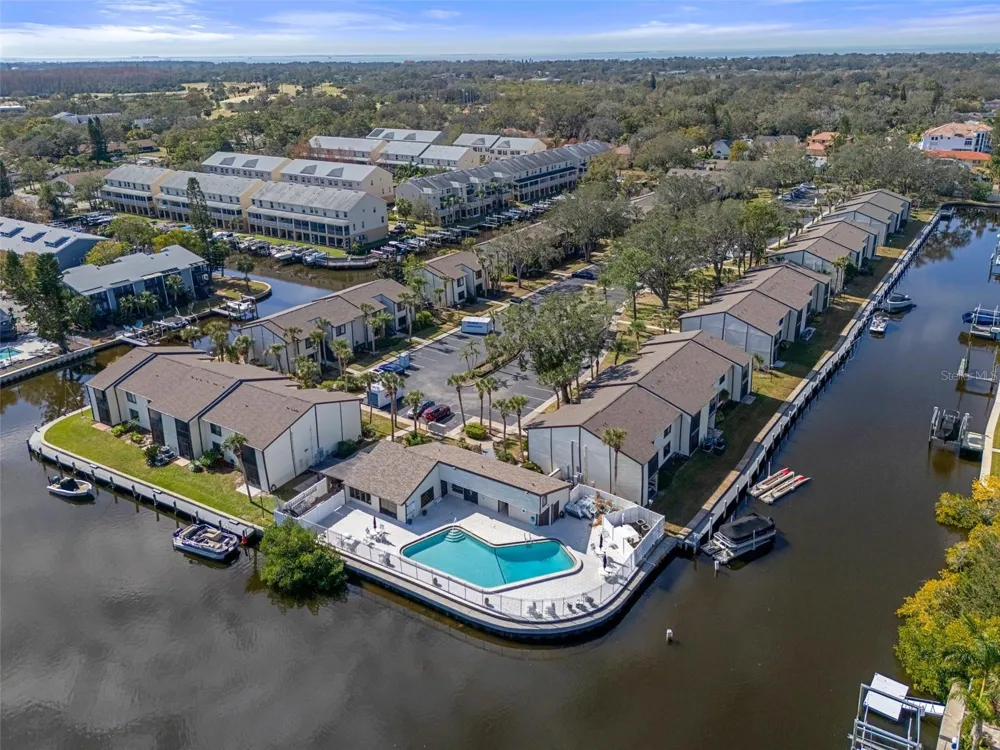 314 MOORINGS COVE DRIVE Tarpon Springs, FL 34689