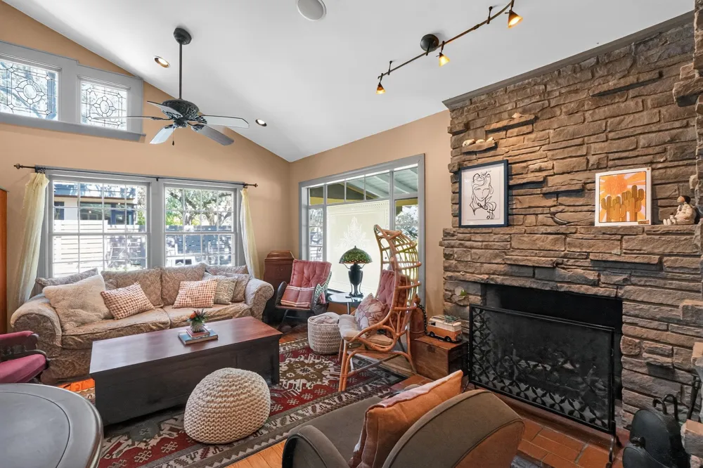 221 Park Lane Austin, TX 78704