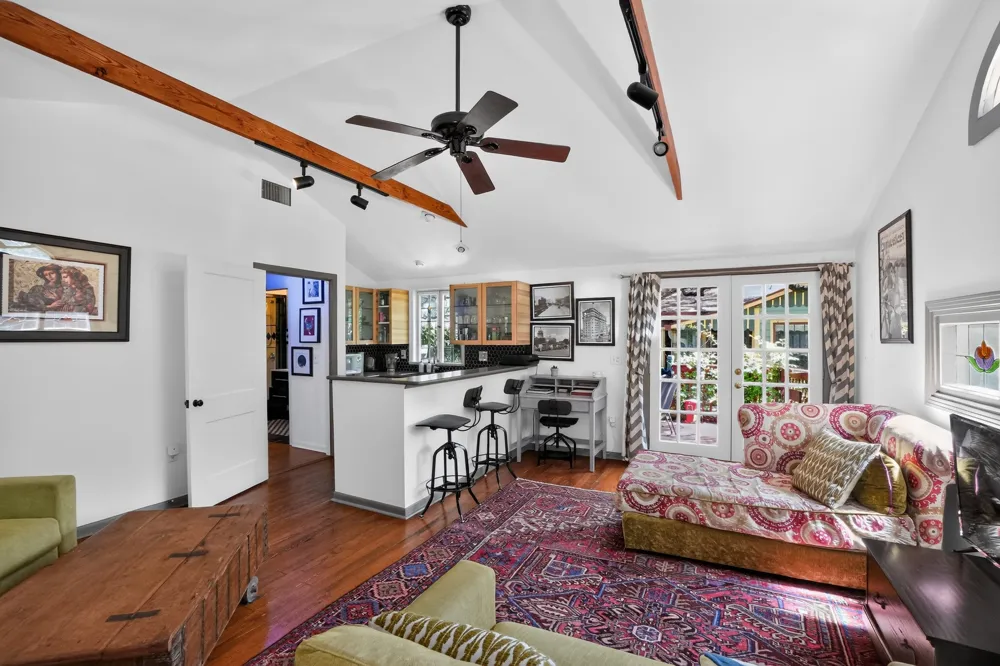 221 Park Lane Austin, TX 78704