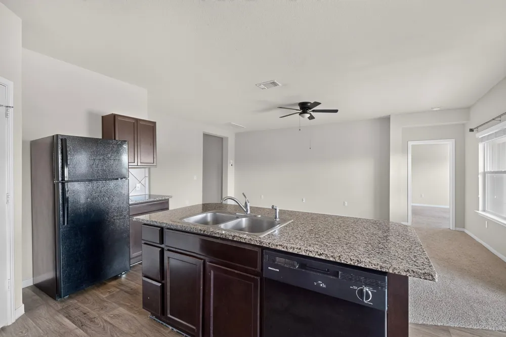 402 Pentire Way Hutto, TX 78634