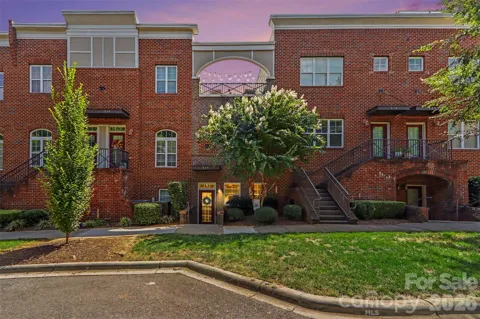 214 Harbour Place Drive