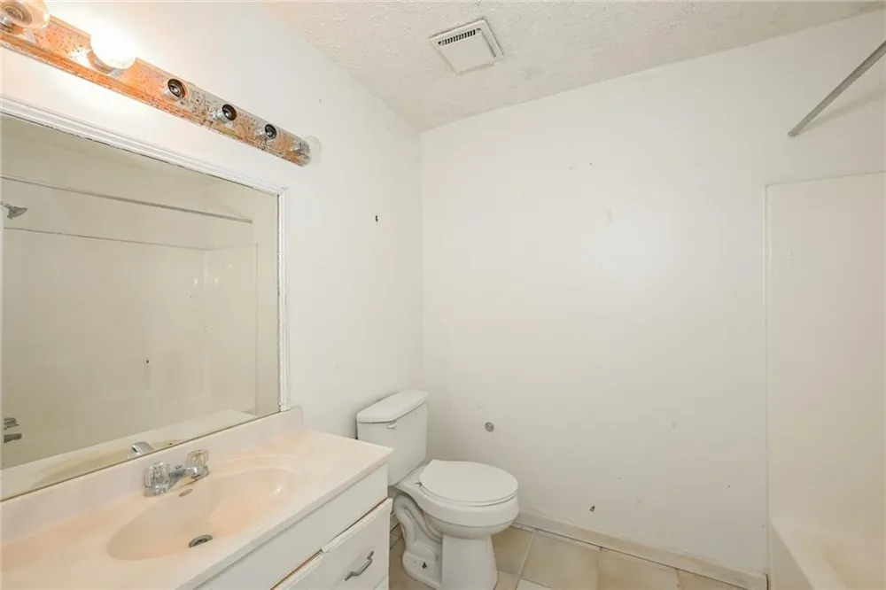 2325 E Hill Way Norcross, GA 30071