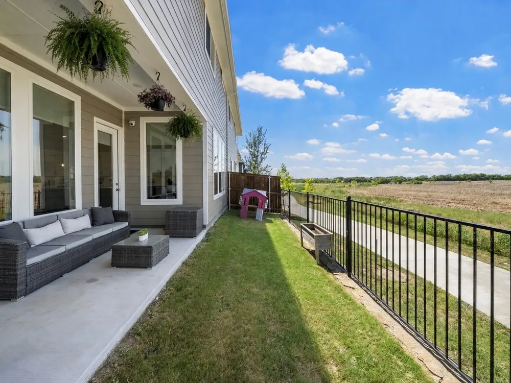209 Chestnut Street Celina, TX 75009