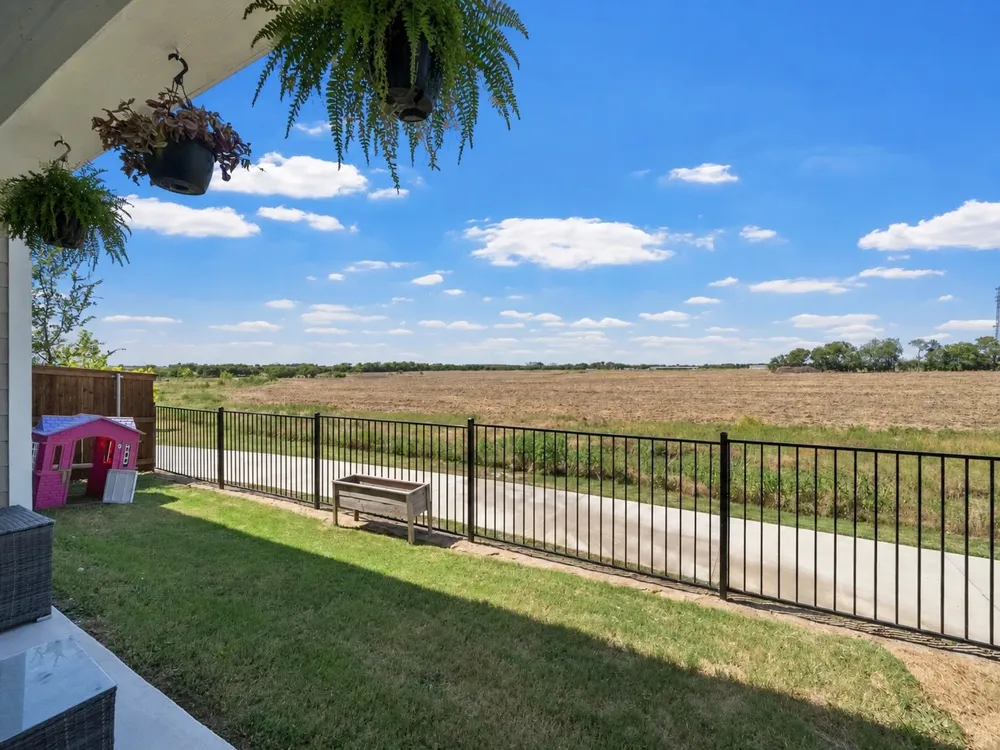 209 Chestnut Street Celina, TX 75009