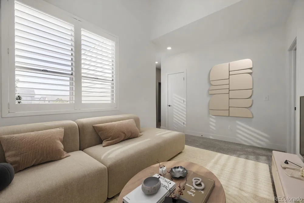 5053 Valentia Street #101 Denver, CO 80238