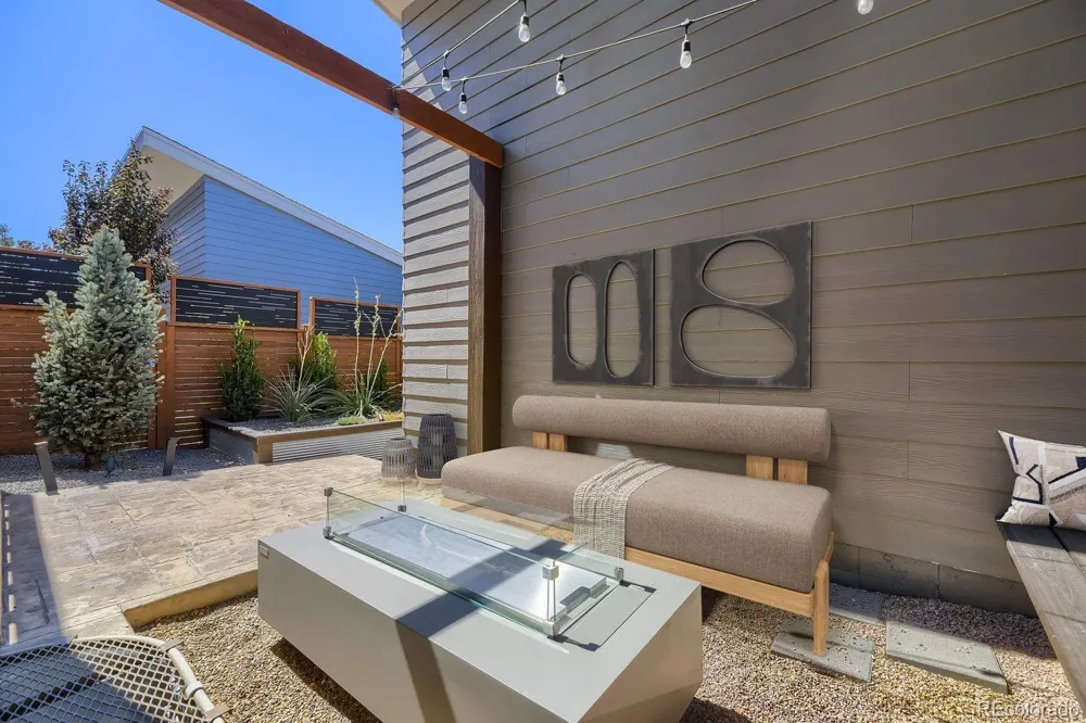 5053 Valentia Street #101 Denver, CO 80238