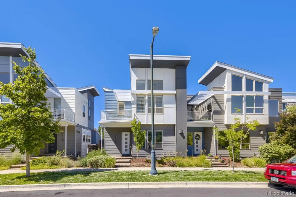 5053 Valentia Street #101 Denver, CO 80238