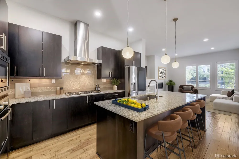 5053 Valentia Street #101 Denver, CO 80238