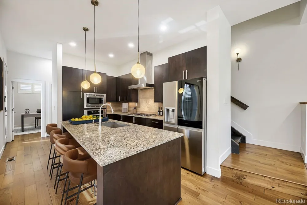 5053 Valentia Street #101 Denver, CO 80238