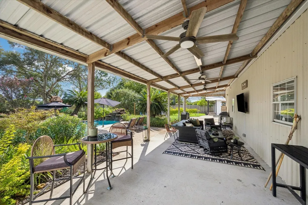 12806 Britt Road Brookside, TX 77581