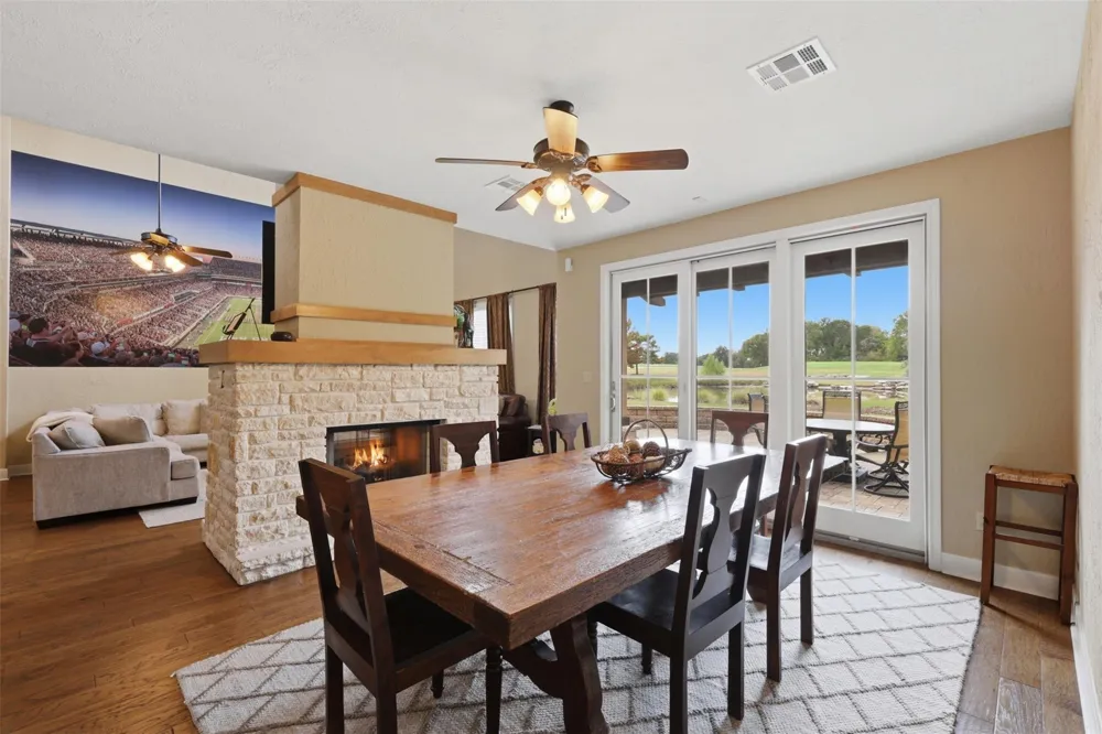 3249 Founders Drive Bryan, TX 77807