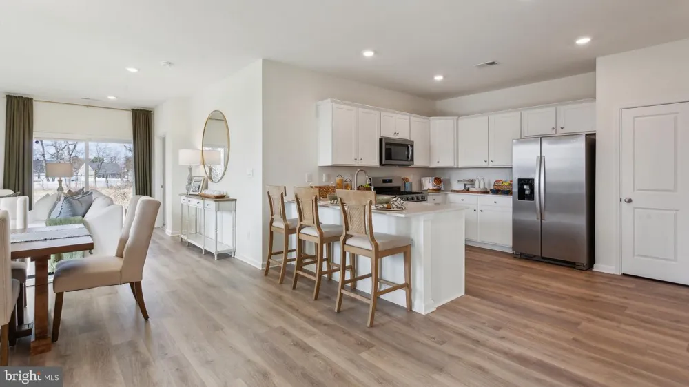 156 DELHAAS CIRCLE Bristol, PA 19007