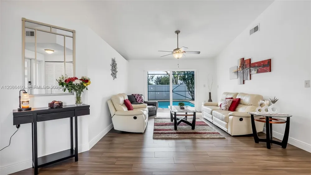 1361 White Stone Way Davie, FL 33325