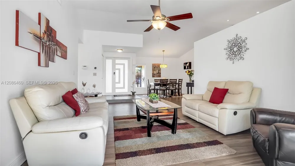 1361 White Stone Way Davie, FL 33325