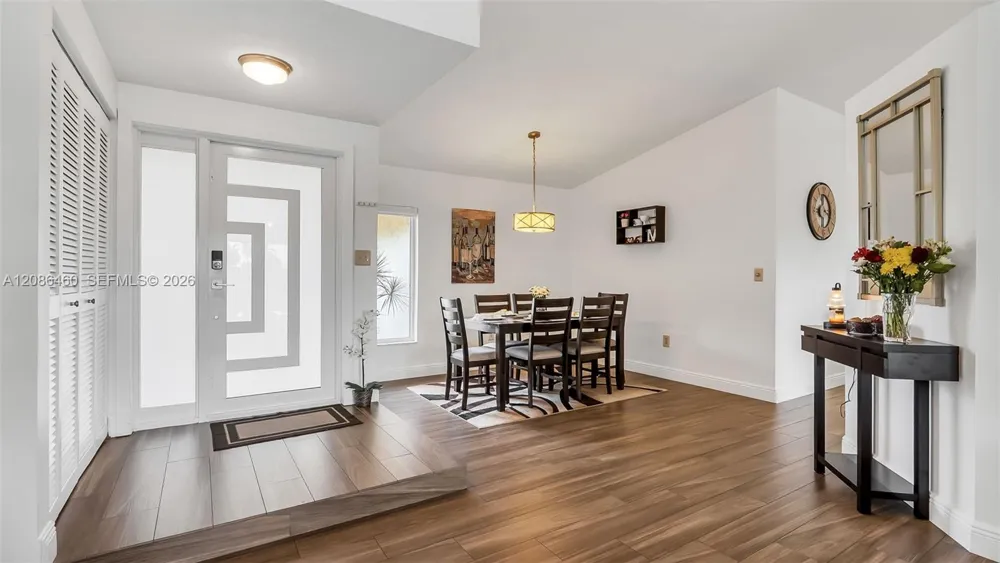 1361 White Stone Way Davie, FL 33325